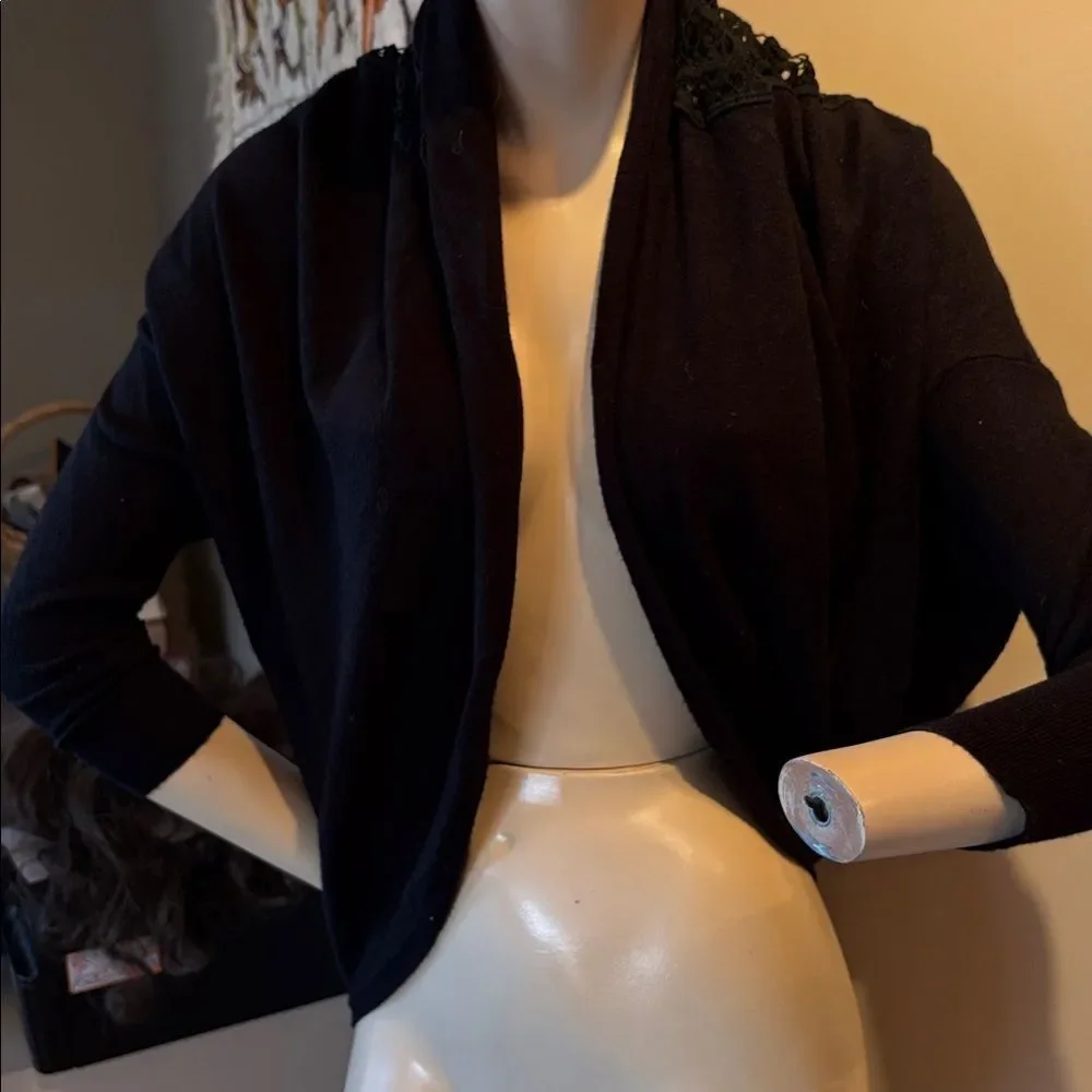 BCBG MaxAZIRA ultra soft shrug lace back detail lightweight black small medium
